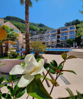 Blue Horizon Apartment Resort